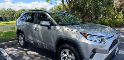 Toyota RAV4 2021