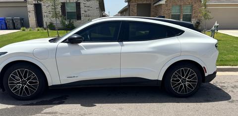 Ford Mustang Mach-E 2025