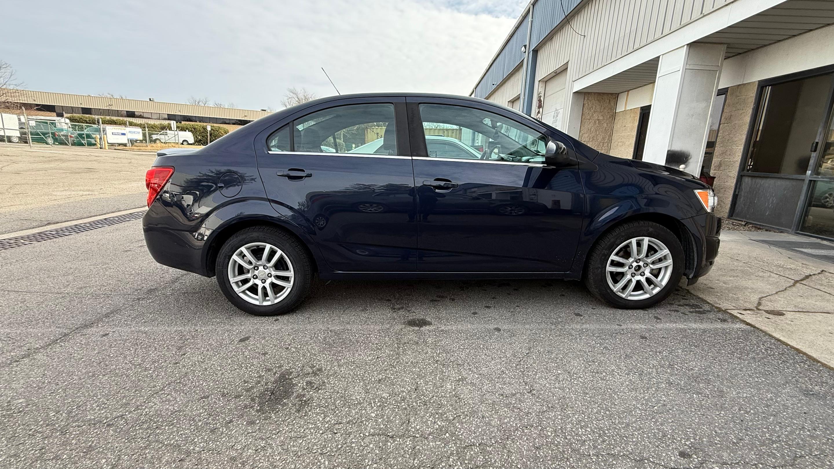 Chevrolet Sonic 2016 in 
