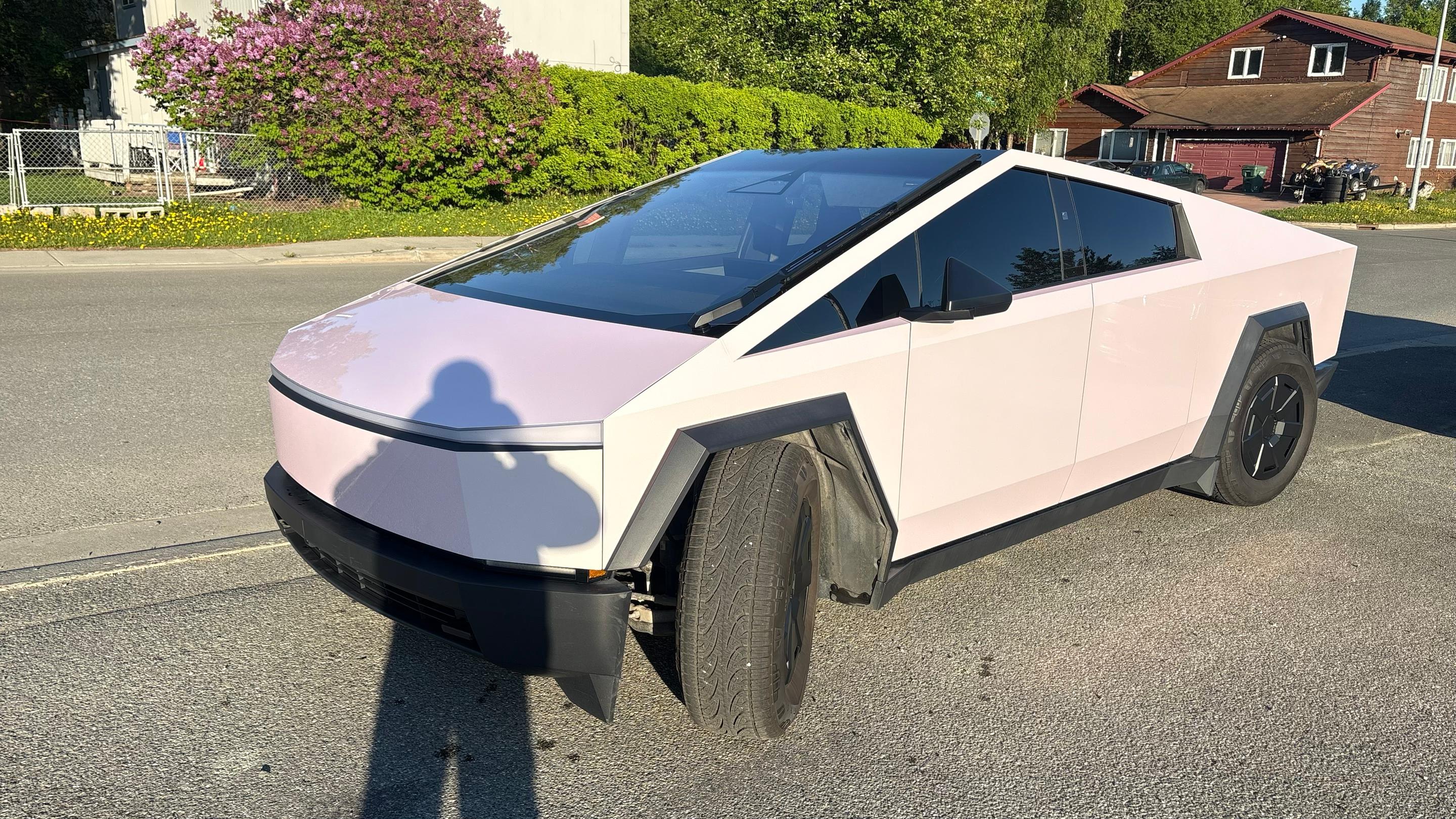 Tesla Cybertruck 2025 in Anchorage, AK