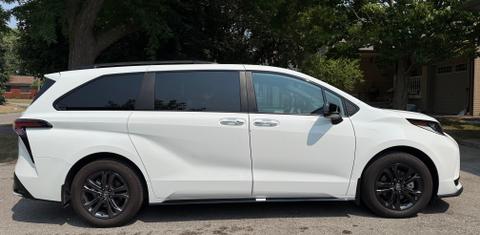 Toyota Sienna 2025