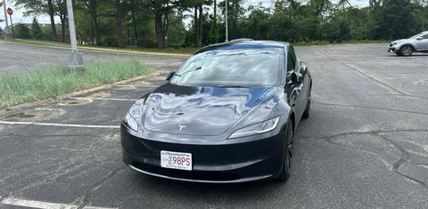 Tesla Model 3 2025