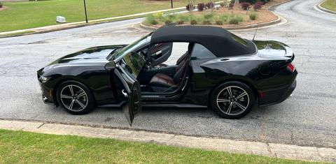 Ford Mustang 2024