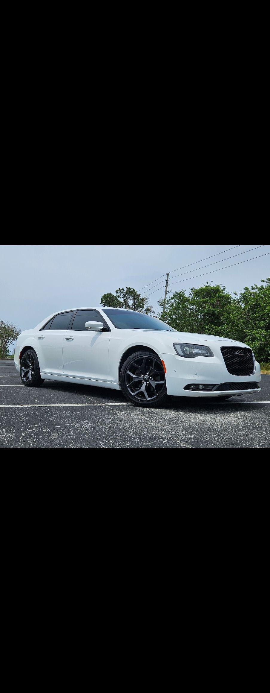 Chrysler 300 2021 in Holiday, FL