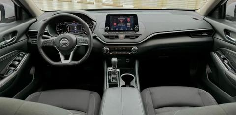 Nissan Altima 2021
