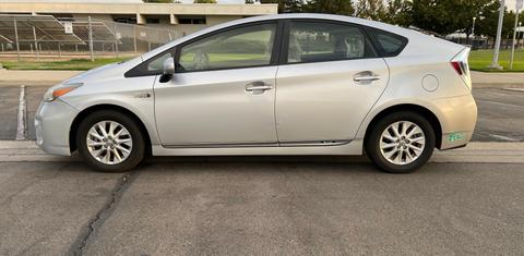 Toyota Prius Plug-In 2014