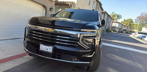 Chevrolet Suburban 2025
