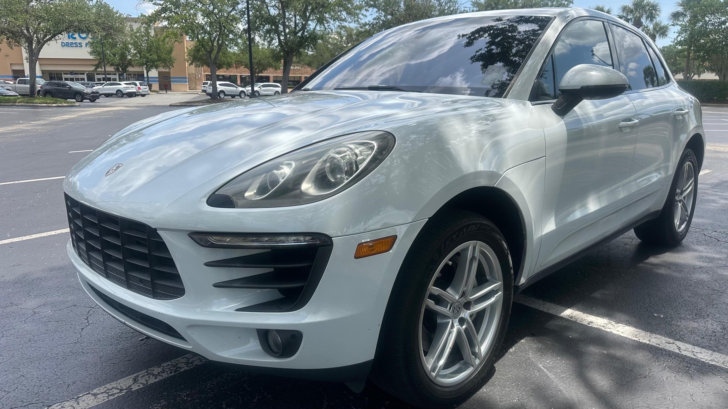 Porsche Macan 2016 in 
