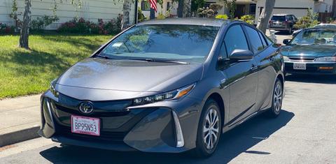 Toyota Prius Prime 2021