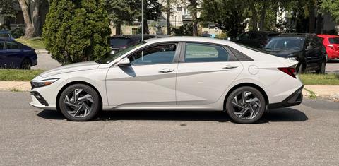 Hyundai Elantra 2026