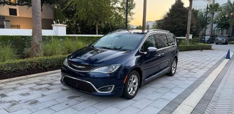 Chrysler Pacifica 2017