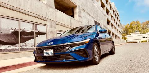 Hyundai Elantra Hybrid 2024
