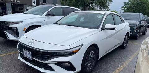 Hyundai Elantra 2025