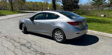Mazda Mazda3 2015
