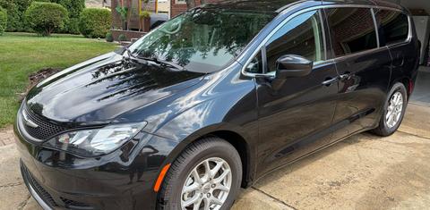 Chrysler Voyager 2023