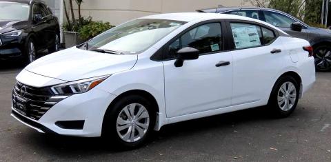 Nissan Versa 2023