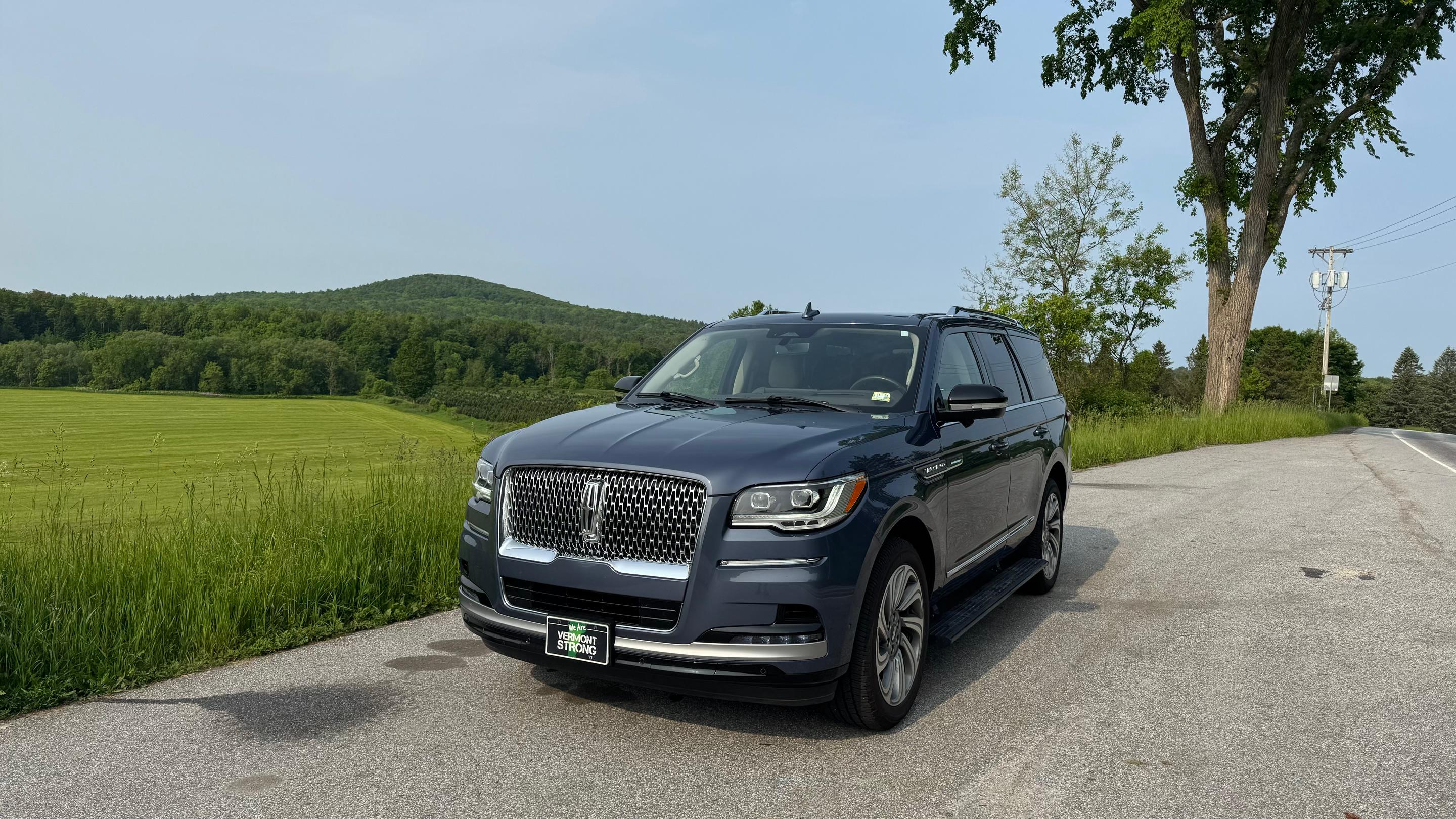 Lincoln Navigator 2022 in Essex Junction, VT