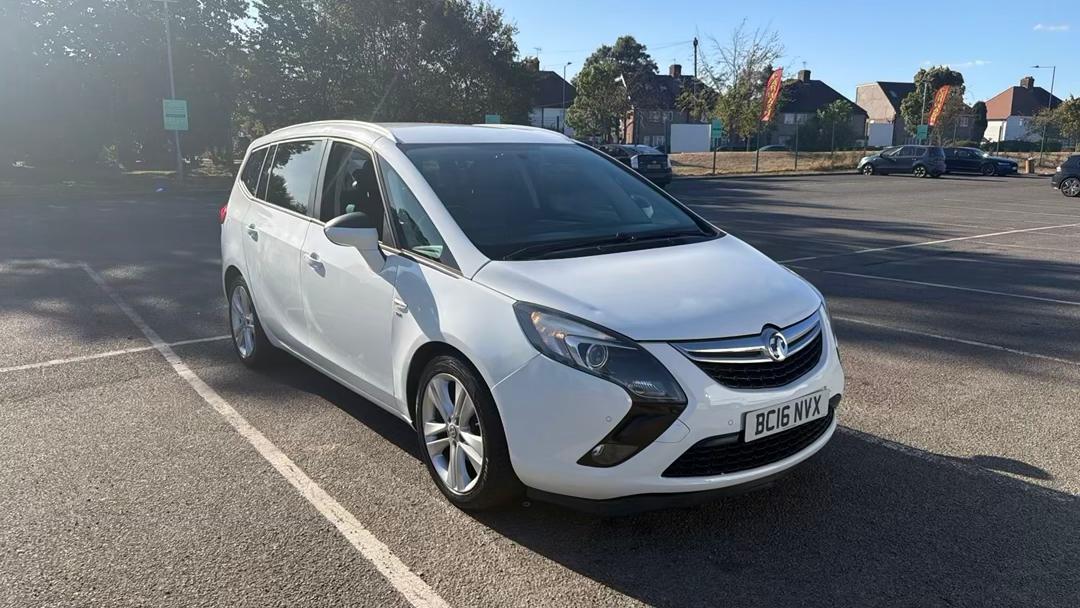 Vauxhall Zafira Tourer 2016 in Harrow