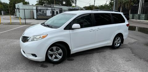 Toyota Sienna 2012