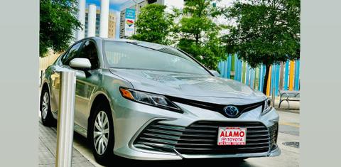 Toyota Camry Hybrid 2023