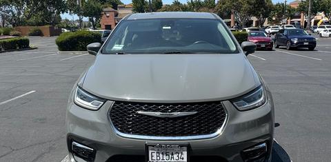 Chrysler Pacifica 2022