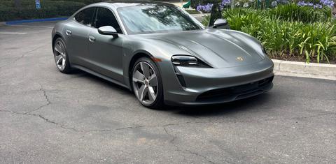 Porsche Taycan 2021