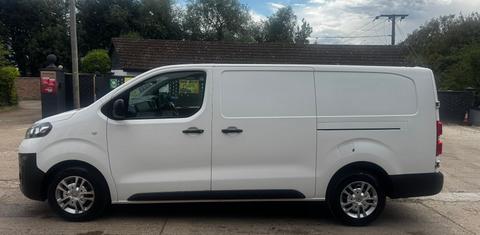 Vauxhall Vivaro 2020