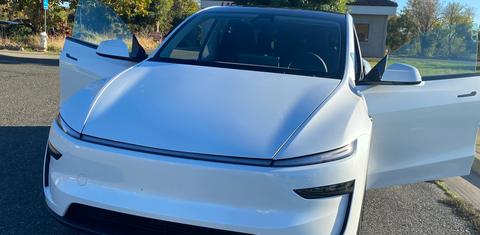 Tesla Model Y 2026