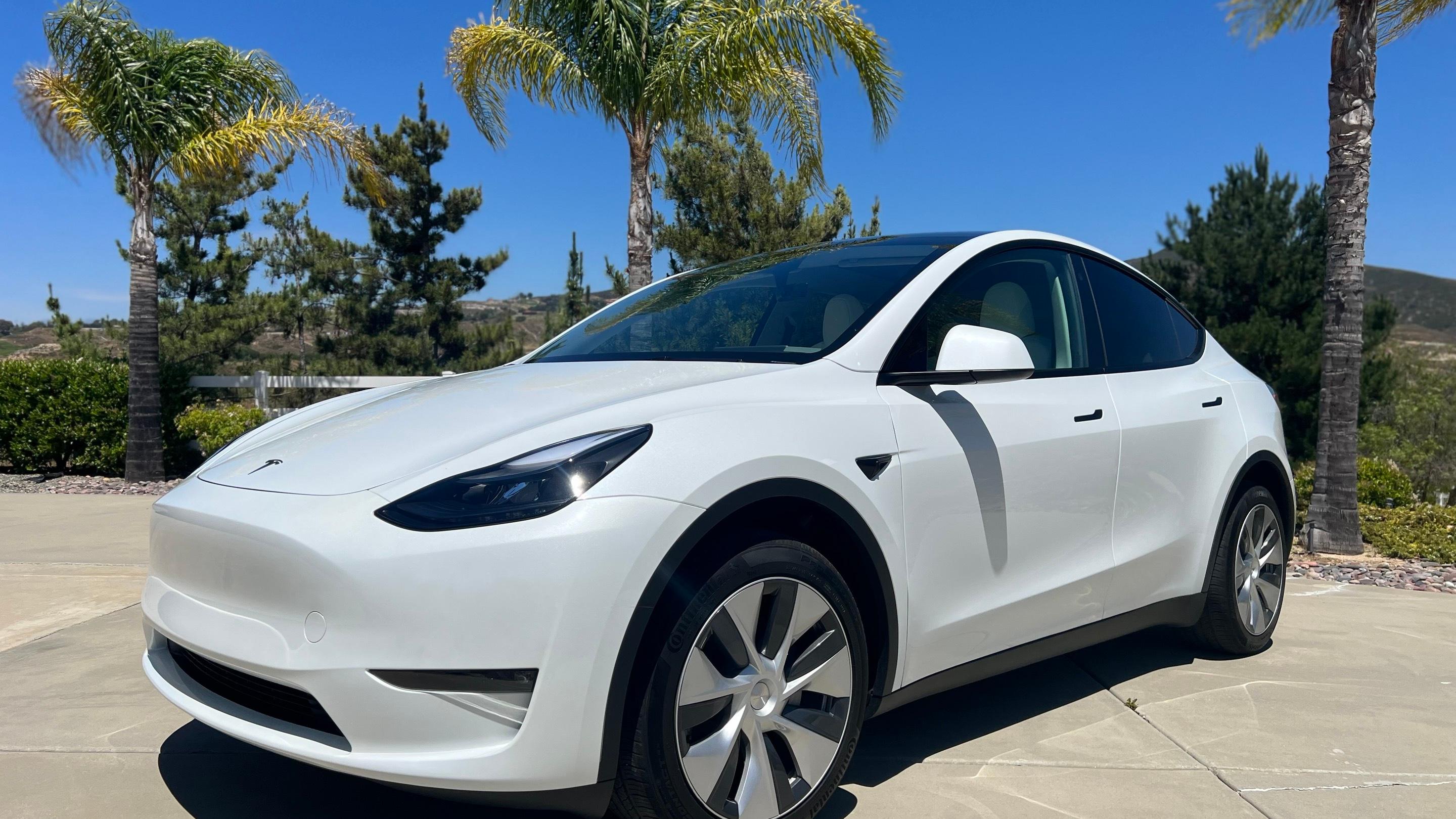 Tesla Model Y 2023 in Temecula, CA