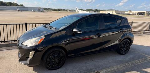 Toyota Prius c 2016