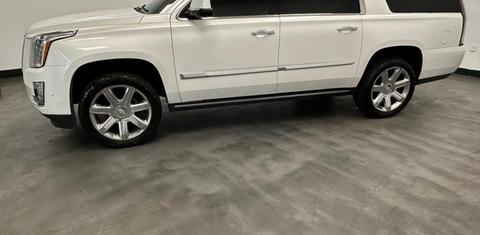 Cadillac Escalade ESV 2017