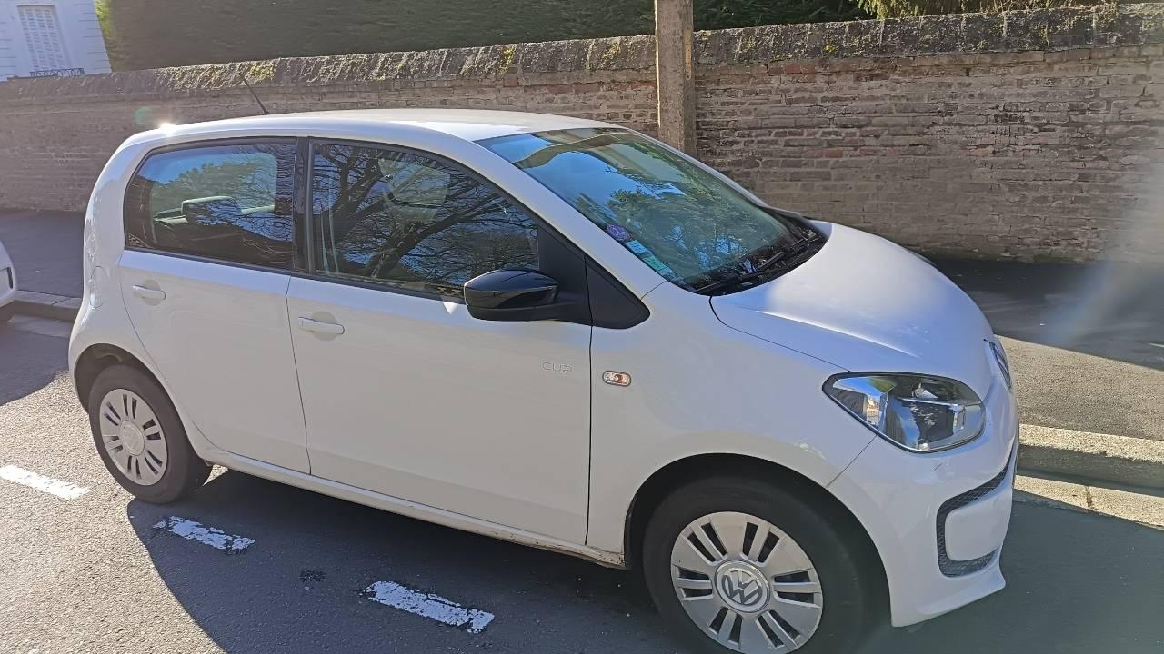 Volkswagen UP 2014 à Lisieux
