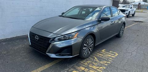 Nissan Altima 2025