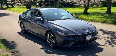 Hyundai Elantra 2025