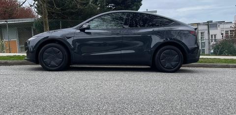 Tesla Model Y 2026