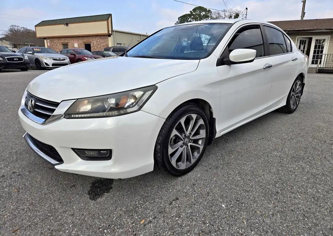 Honda Accord 2015 in Waveland, MS
