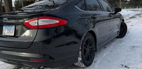 Ford Fusion Hybrid 2015