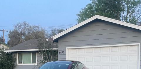 Tesla Model 3 2025