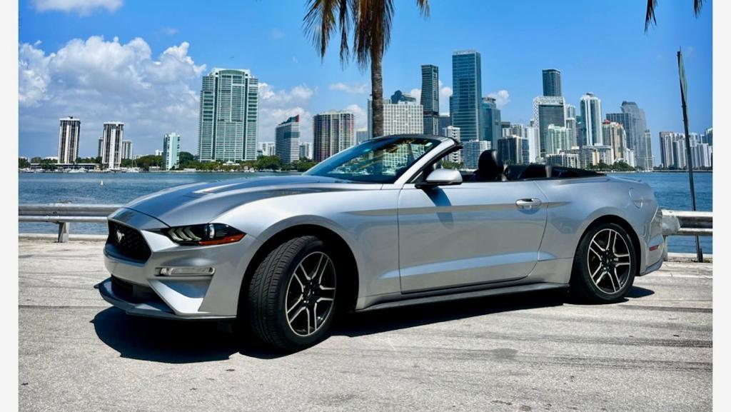 Ford Mustang 2021 in Miami, FL