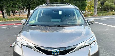 Toyota Sienna 2023