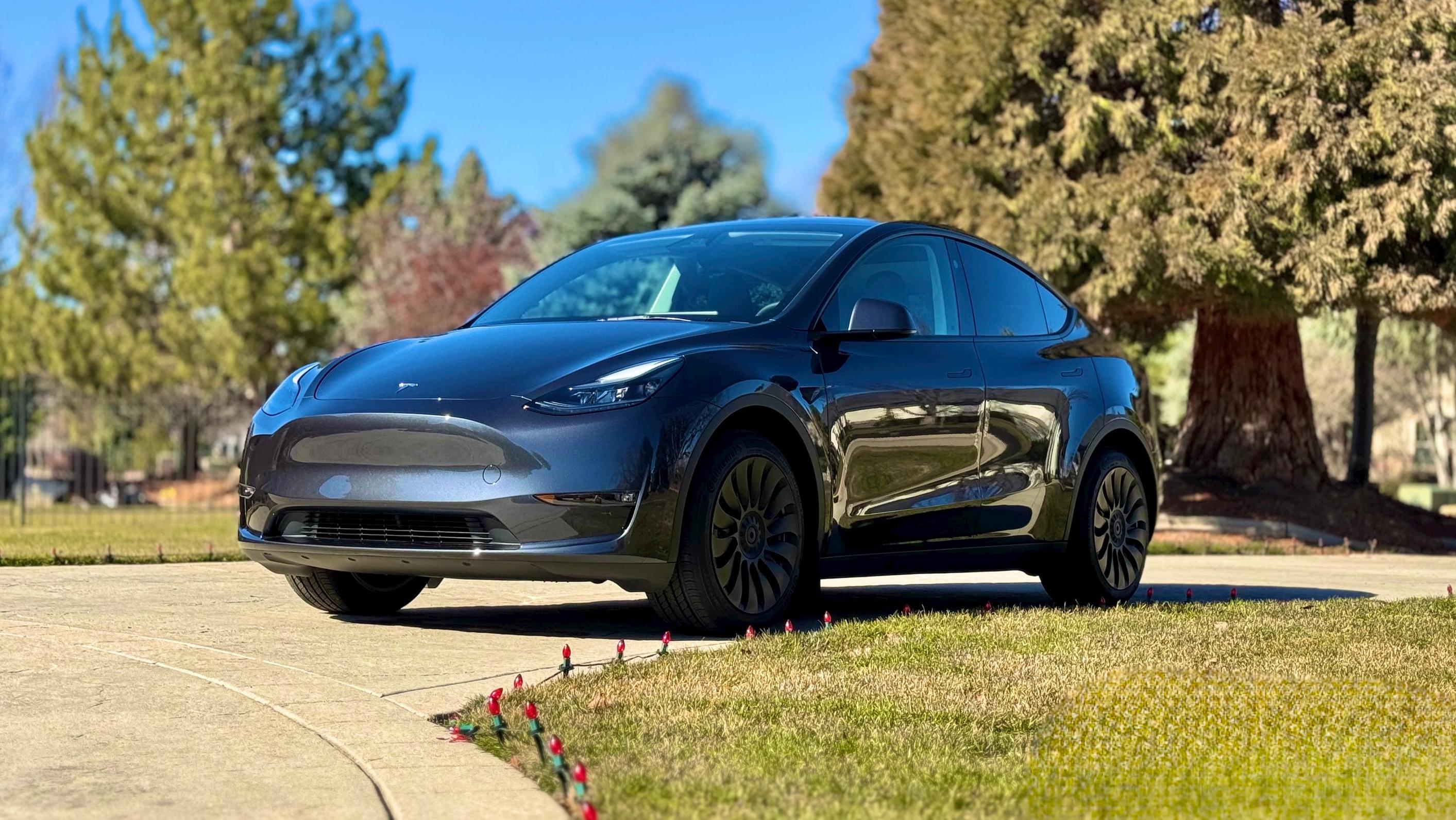 Tesla Model Y 2024 in Meridian, ID