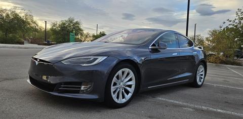 Tesla Model S 2016