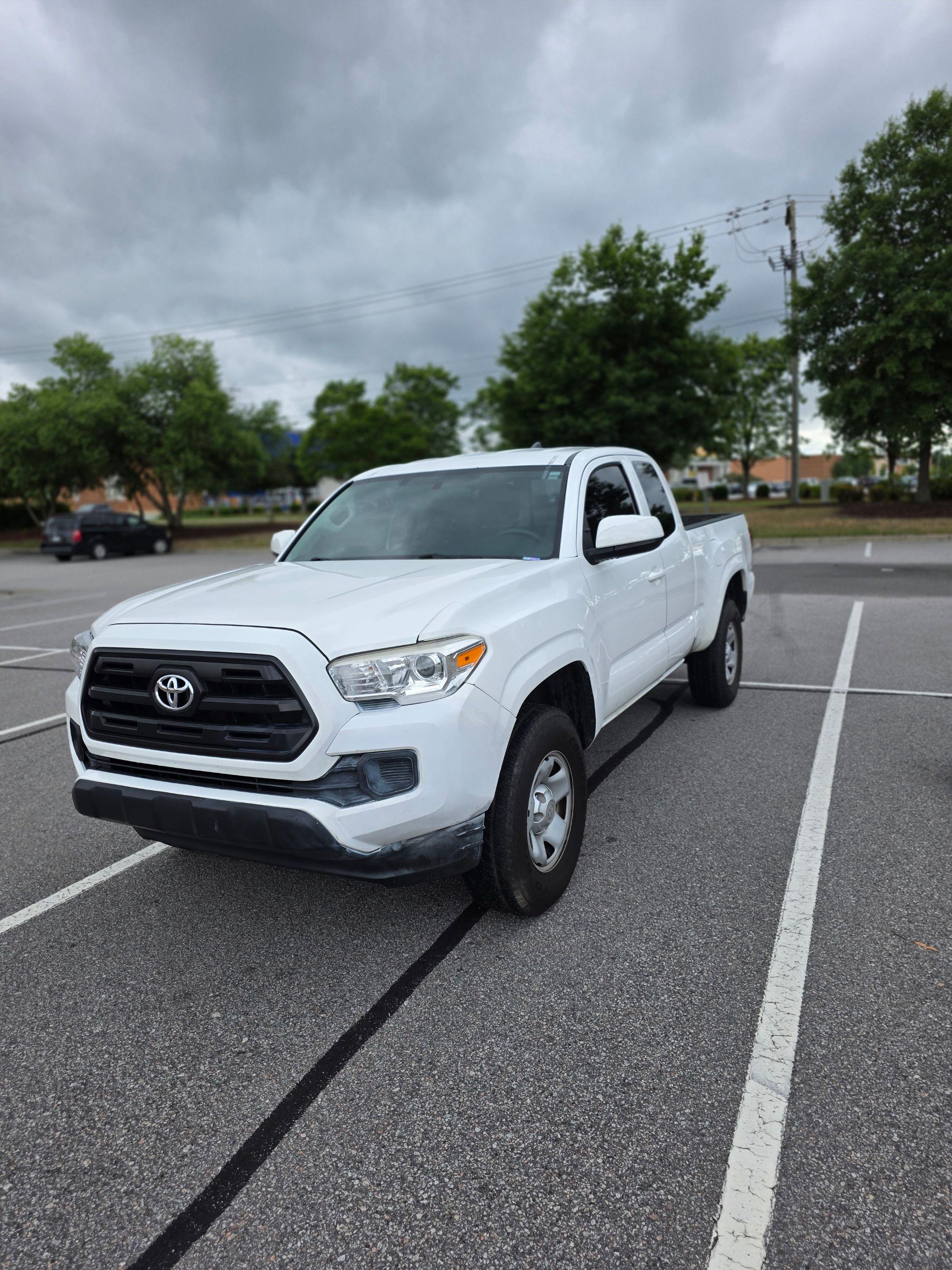 Toyota Tacoma 2017 in Columbia, SC