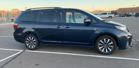 Toyota Sienna 2019