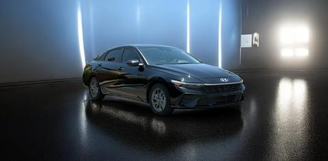 Hyundai Elantra 2024