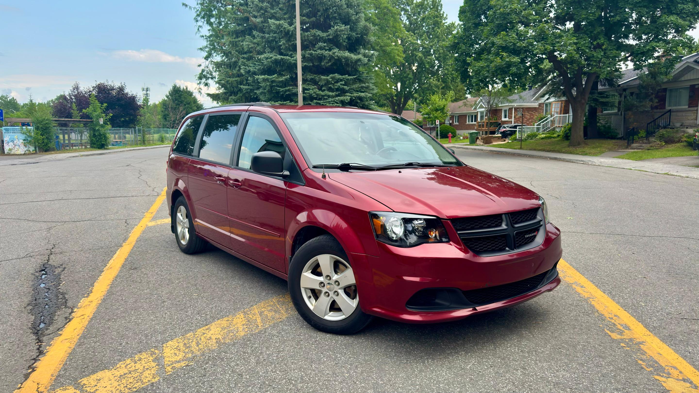 Dodge Grand Caravan 2014 in Montréal, QC