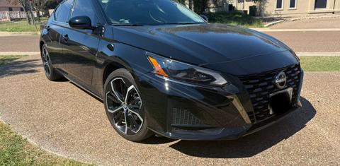 Nissan Altima 2025