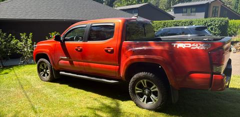 Toyota Tacoma 2017