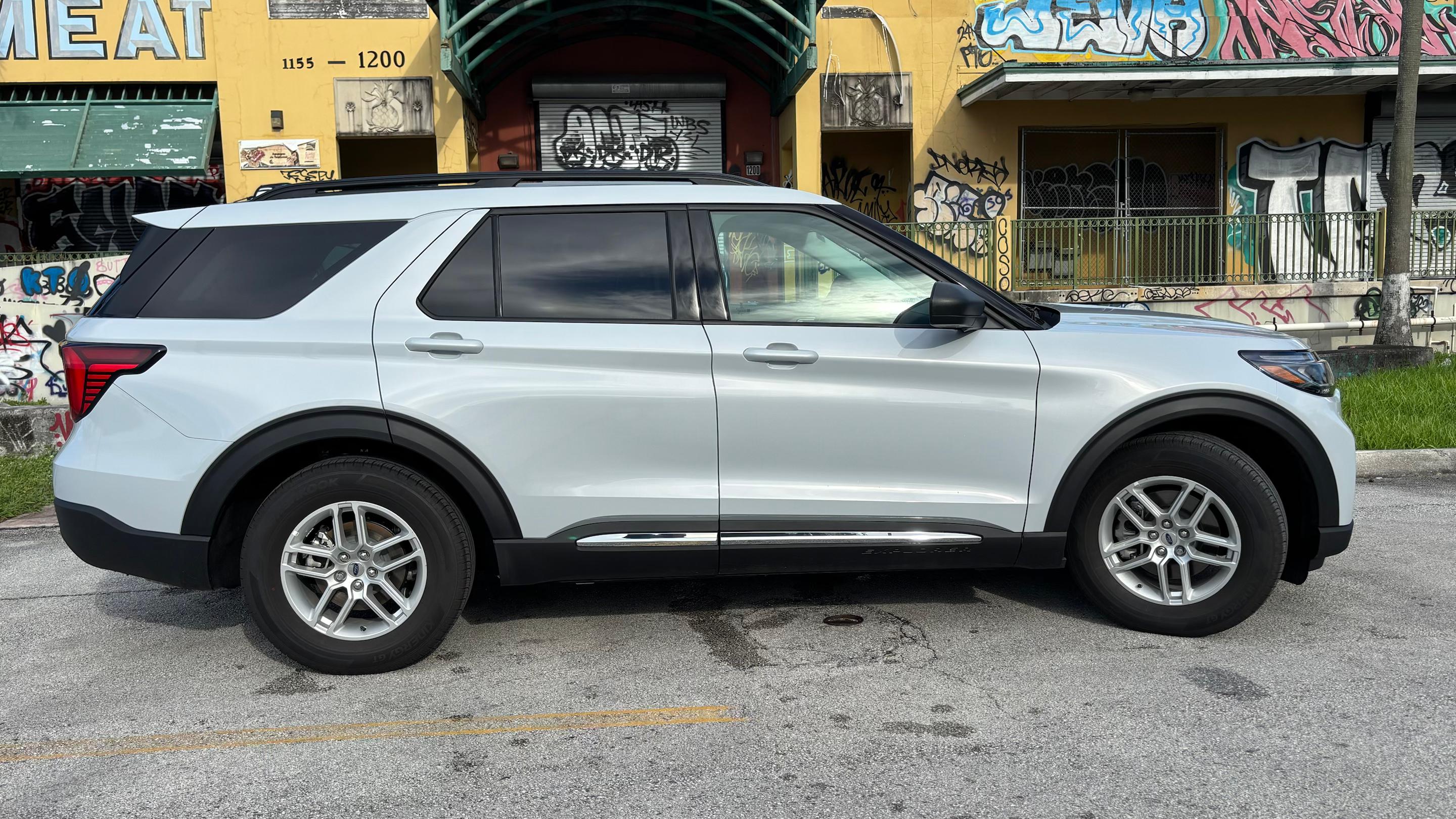 Ford Explorer 2025 in 