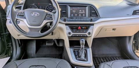 Hyundai Elantra 2017